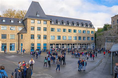 Présentation des collège et lycée Saint